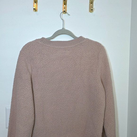 Abercrombie and Fitch Sherpa Fleece Women's Size M Mauve Pink Soft Sweatshirt - Picture 4 of 8